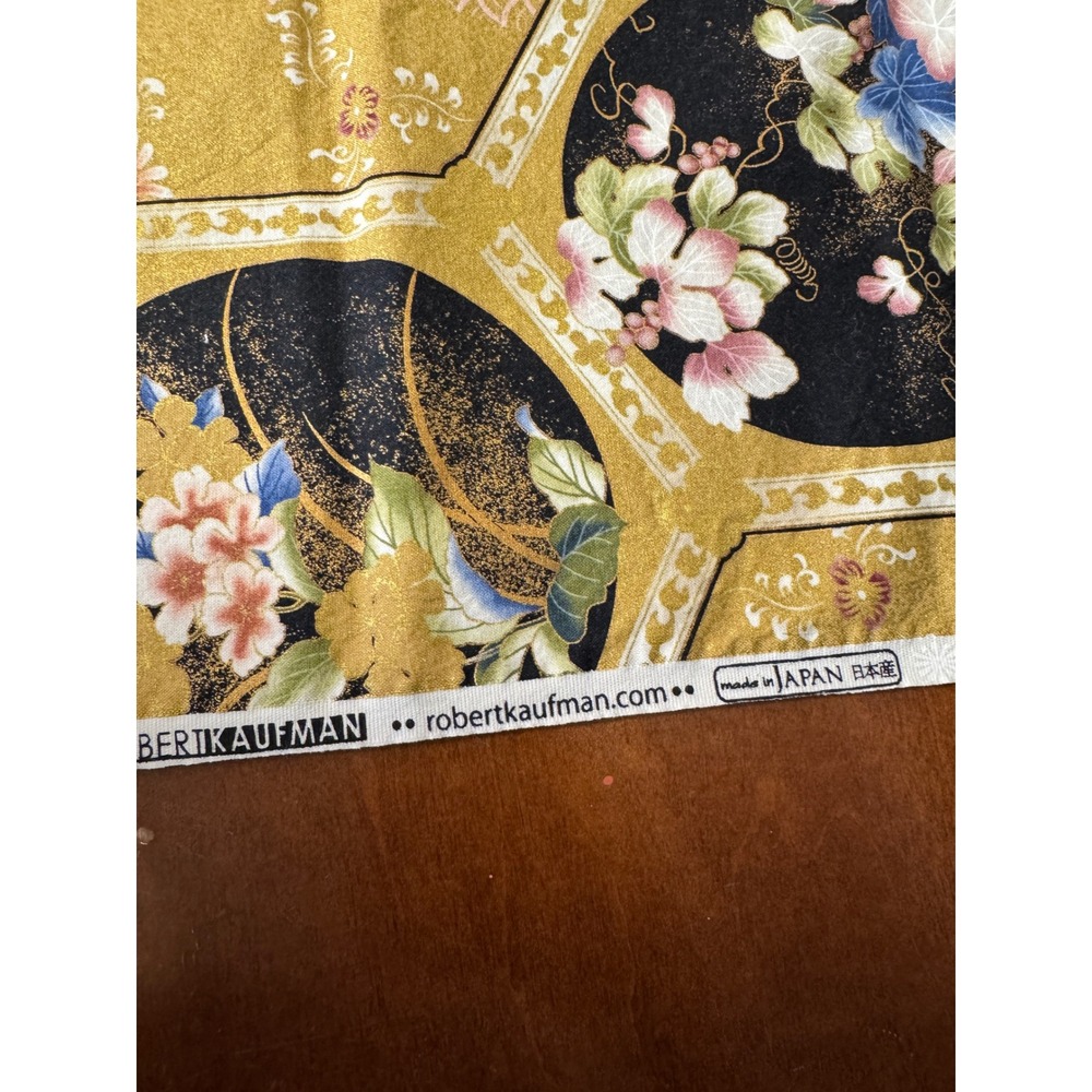 Robert Kaufman Imperial Collection Fabric 42x34 Gold Metallic Japanese Floral - Picture 3 of 6